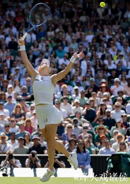 “3场全败!巴萨陷入危机:弗里克冒进战术引争议” “3场全败!巴萨陷入危机:弗里克冒进战术引争议”