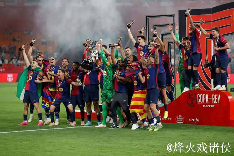 瓜达拉哈拉教练:从小热爱巴萨,有幸在国王杯交锋 瓜达拉哈拉教练:从小热爱巴萨,有幸在国王杯交锋